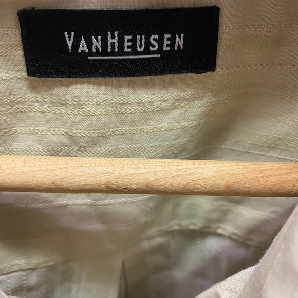 White Casual Button down Vanhusen shirt - Picture 3 of 4